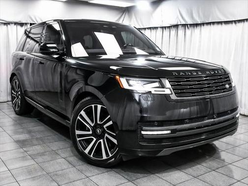 2023 Land Rover Range Rover P530 SE SWB