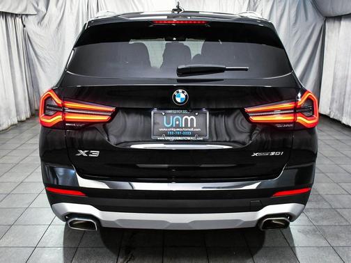 2023 BMW X3 xDrive30i