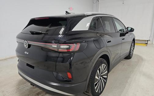 Deep Black Pearl 2023 Volkswagen ID.4 Pro S Plus