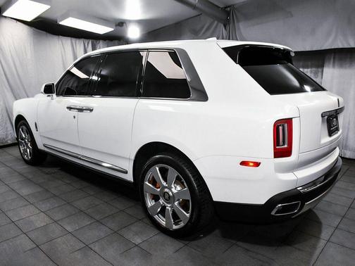 2024 Rolls-Royce Cullinan Base