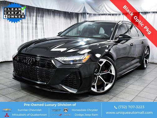 Mythos Black Metallic 2025 Audi RS 6 Avant performance 4.0
