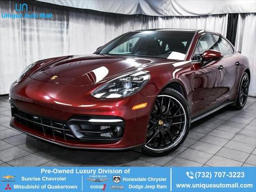 2023 Porsche Panamera Platinum Edition