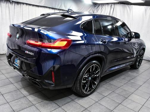 2023 BMW X4 M40i