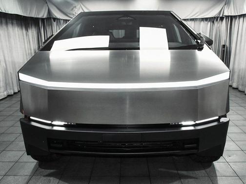 2025 Tesla Cybertruck All-Wheel Drive