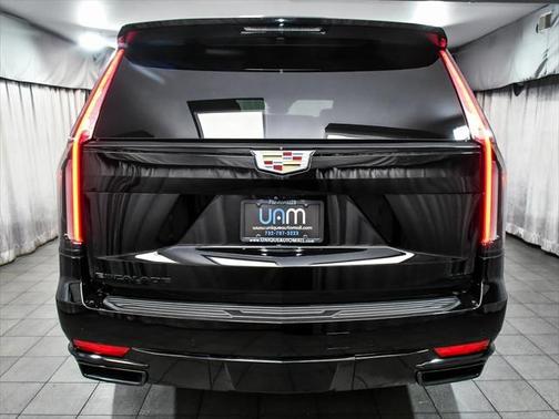 2022 Cadillac Escalade Sport