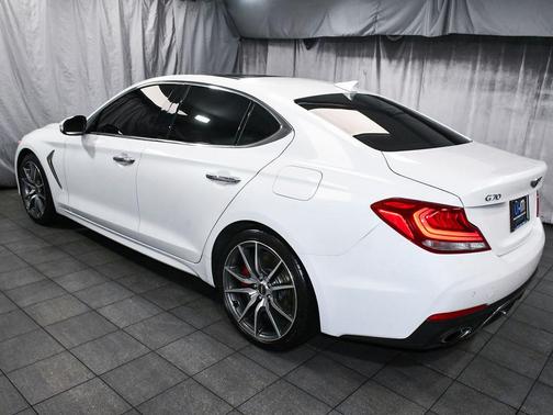 Uyuni White 2020 Genesis G70 3.3T AWD