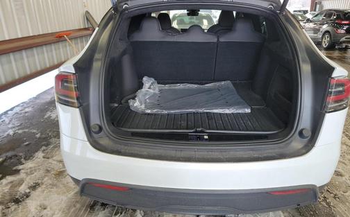 2023 Tesla Model X Standard Range