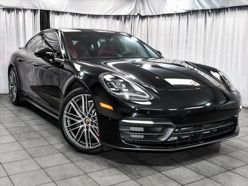 2021 Porsche Panamera 4