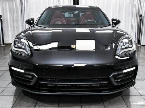 2021 Porsche Panamera 4