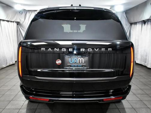 2025 Land Rover Range Rover P530 SE SWB