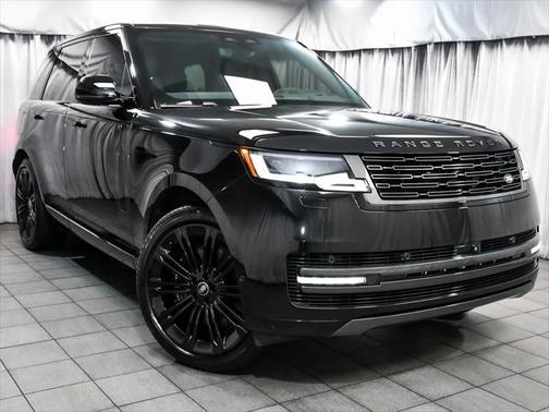 2025 Land Rover Range Rover P530 SE SWB
