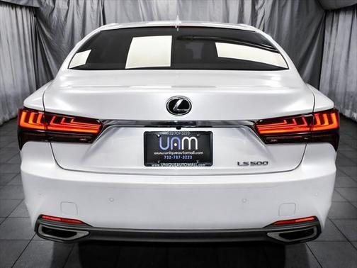 2022 Lexus LS 500 Base