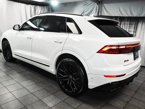 2024 Audi SQ8 4.0T Premium Plus
