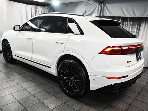 2024 Audi SQ8 4.0T Premium Plus