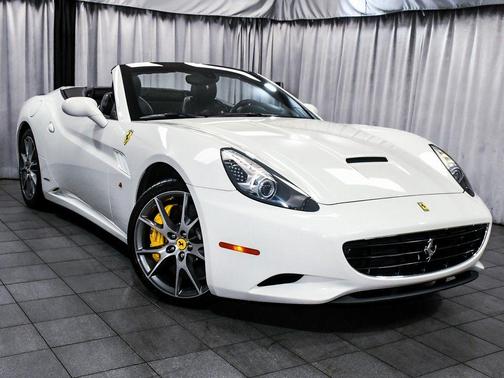 2013 Ferrari California Base