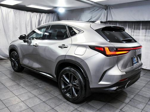 2025 Lexus NX 450h+ Luxury AWD