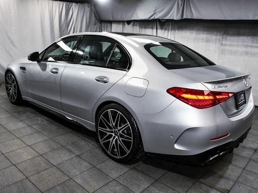 2024 Mercedes-Benz AMG C 63 S E Performance