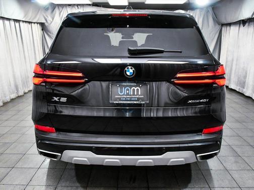 2025 BMW X5 xDrive40i