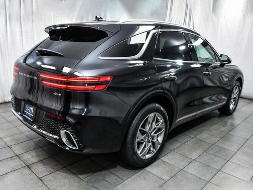 2025 Genesis GV70 2.5T