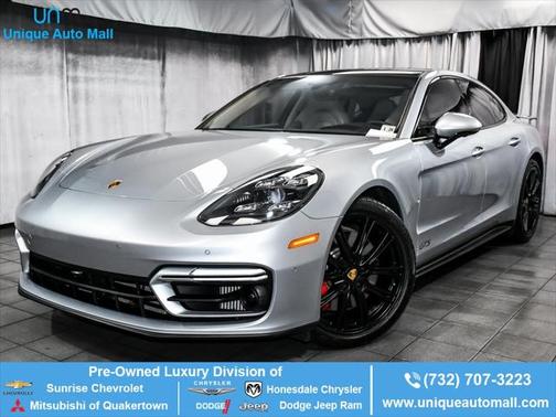 2023 Porsche Panamera GTS