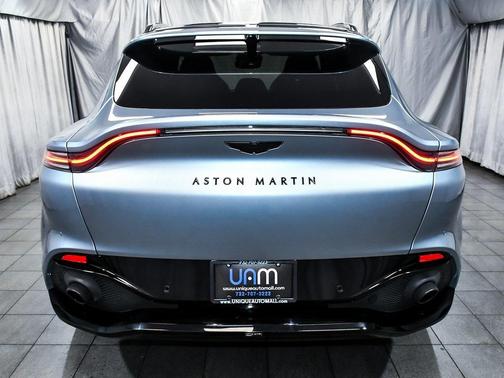 2021 Aston Martin DBX Base