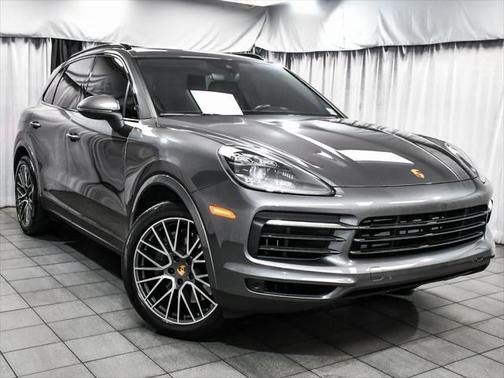 2023 Porsche Cayenne S
