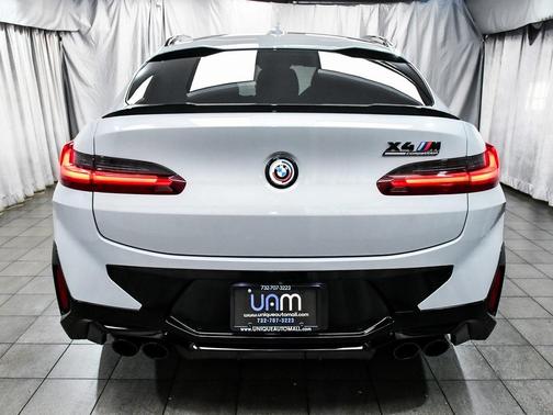 2023 BMW X4 M AWD