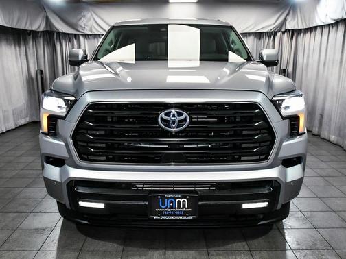 2024 Toyota Sequoia Platinum