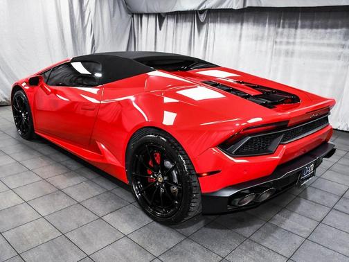 2019 Lamborghini Huracan LP580-2S