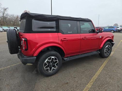 2021 Ford Bronco Outer Banks