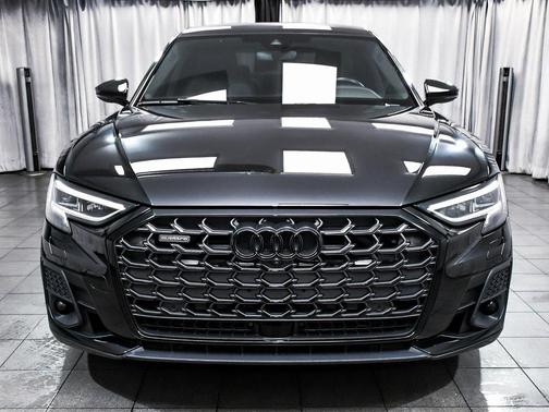 2022 Audi A8 L 55