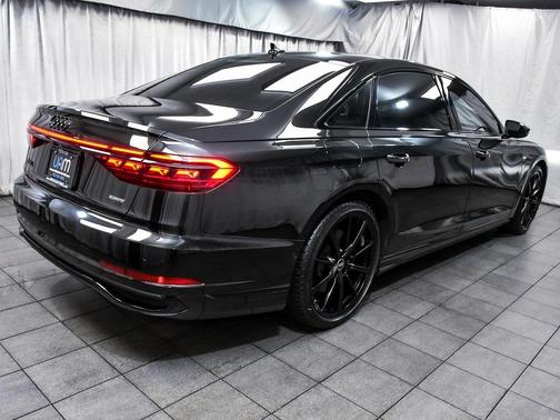 2022 Audi A8 L 55