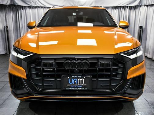 2022 Audi Q8 55 Premium Plus