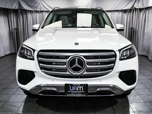 2025 Mercedes-Benz GLS 450 4MATIC