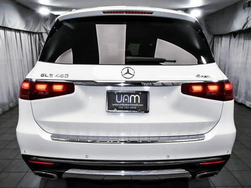 2025 Mercedes-Benz GLS 450 4MATIC