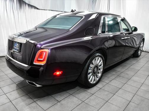 2020 Rolls-Royce Phantom Base