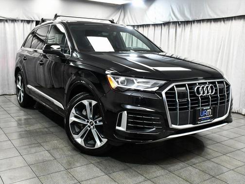 2022 Audi Q7 55 Premium Plus