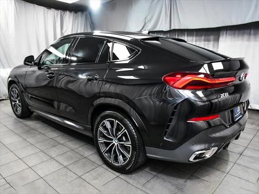 2025 BMW X6 xDrive40i