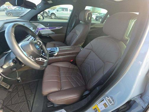 2024 BMW i7 xDrive60