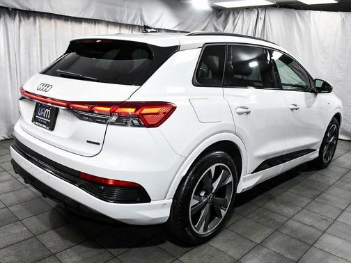 2024 Audi Q4 e-tron 55 Premium Plus