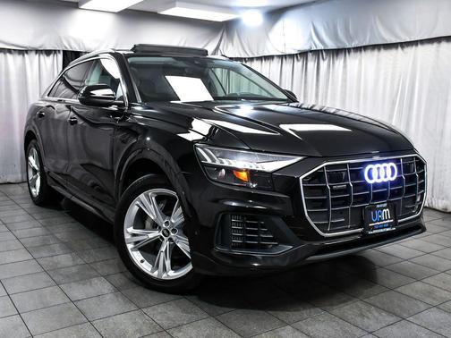 Mythos Black Metallic 2023 Audi Q8 55 Premium Plus