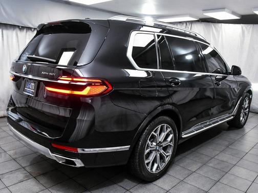 2024 BMW X7 xDrive40i