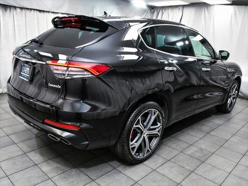 2022 Maserati Levante Modena