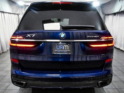 2023 BMW X7 xDrive40i