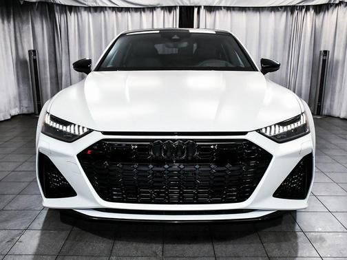 2021 Audi RS 7 4.0T