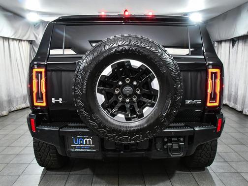Void Black 2025 GMC HUMMER EV SUV 2X