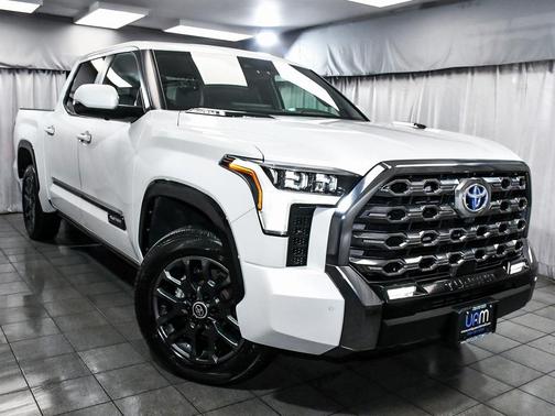 2024 Toyota Tundra Hybrid Platinum