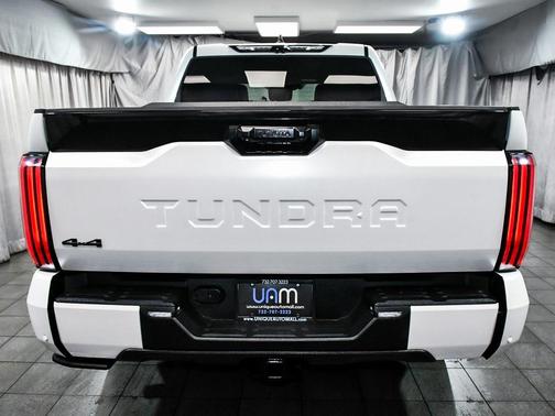 2024 Toyota Tundra Hybrid Platinum