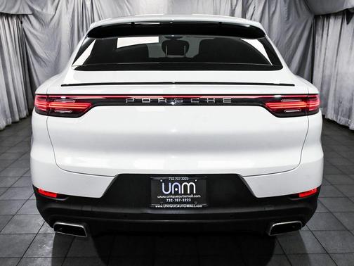 2022 Porsche Cayenne Cayenne