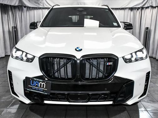 2024 BMW X5 M60i